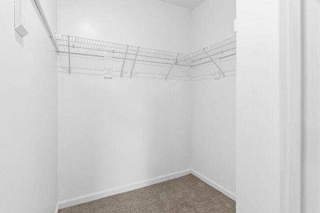 Building Photo - 908 Spinnaker Ct