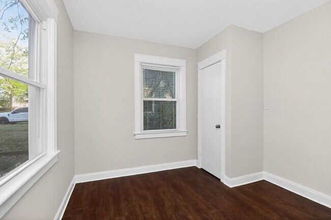 Building Photo - Charming 3BD/1BA Ranch in