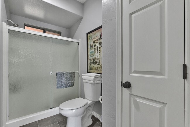 Building Photo - Rates Vary: $2,495 - $4,995