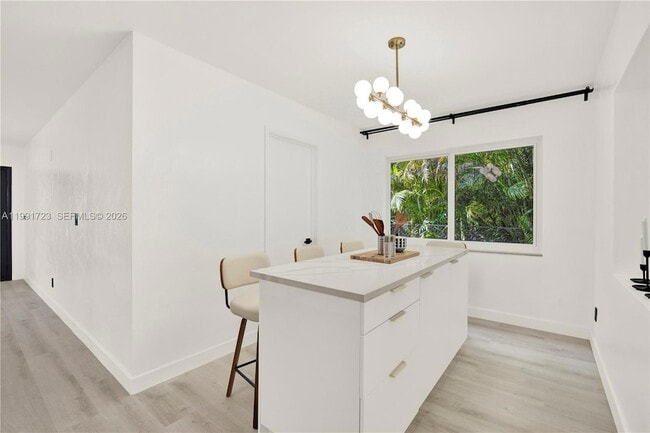 Building Photo - 51 NE 56th Ct