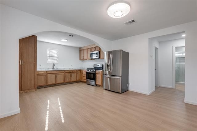 Building Photo - 2410 S Marsalis Ave