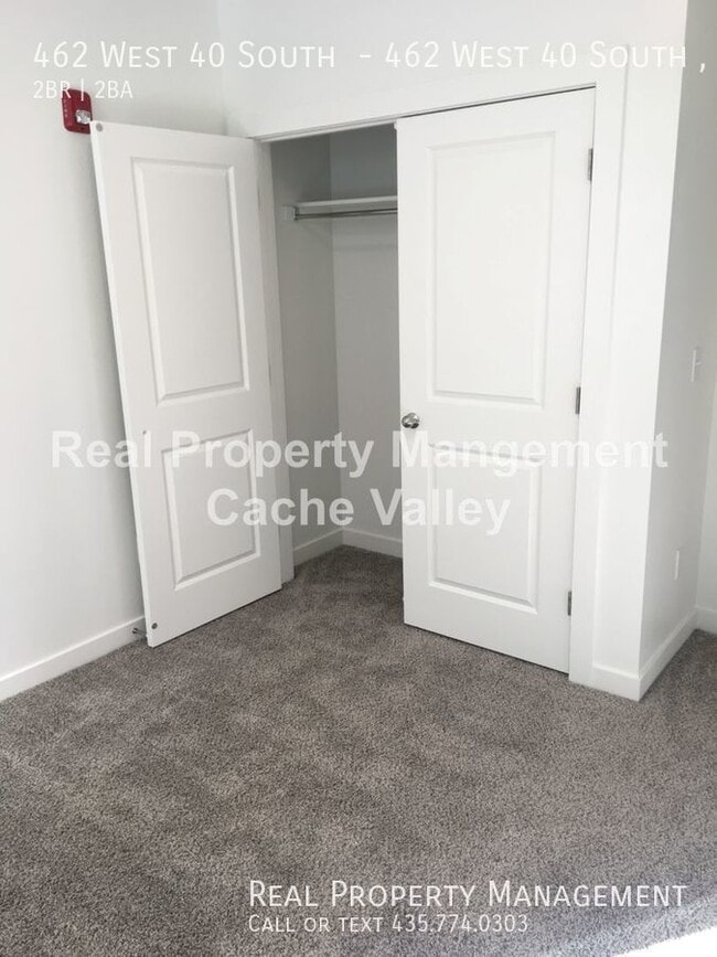 Building Photo - 462 W 40 S