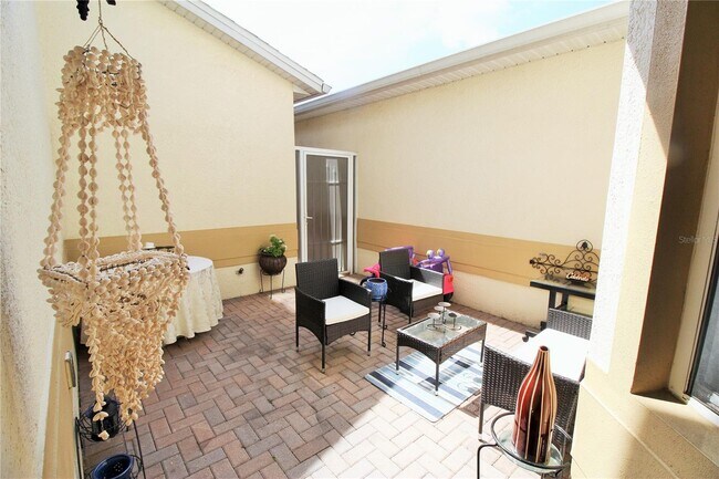 Building Photo - 17409 Promenade Dr