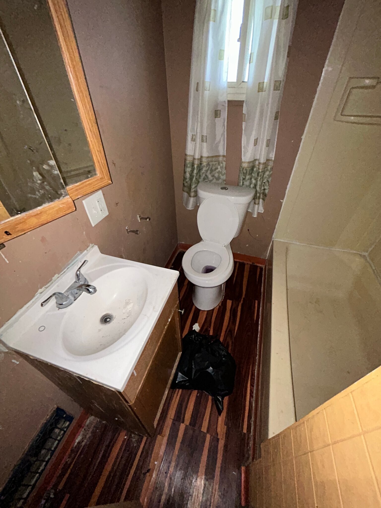 Building Photo - 951 High St