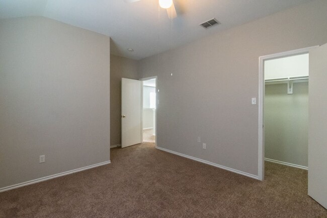 Building Photo - 8512 Prairie Wind Trail