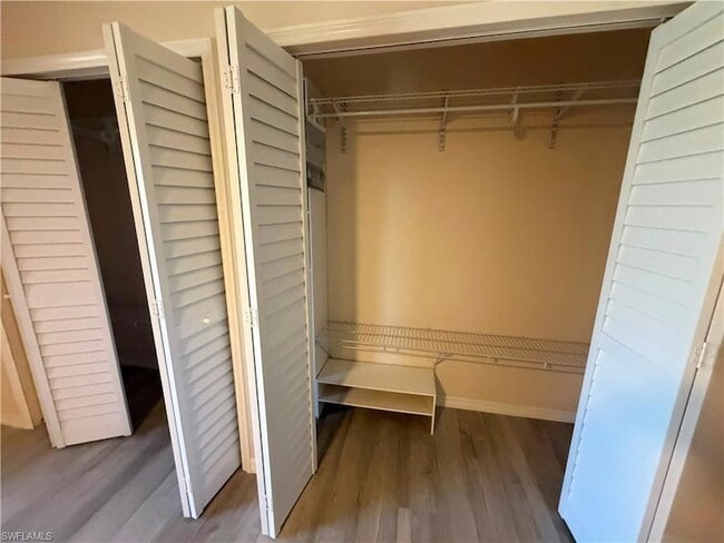 Building Photo - 5556 Malt Dr