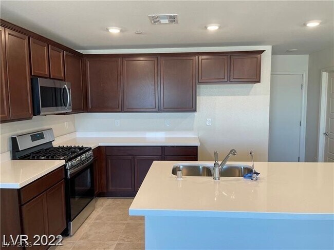 Building Photo - 787 Pickled Pepper Pl