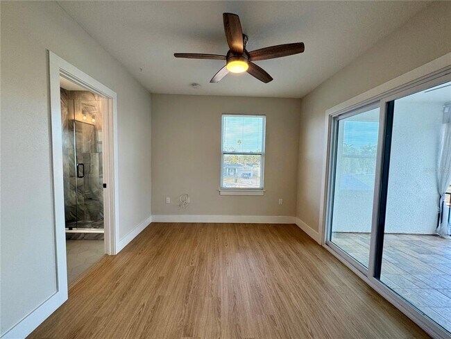 Building Photo - 1516 59th St N