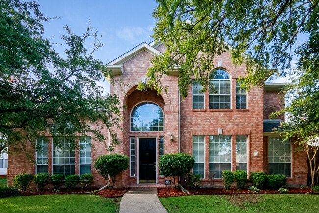 Building Photo - 4420 Vanderpool Dr
