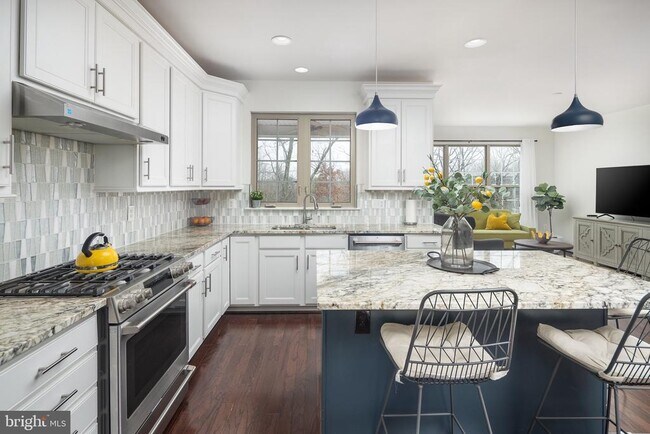 Building Photo - 7933 Turtle Crk Cir