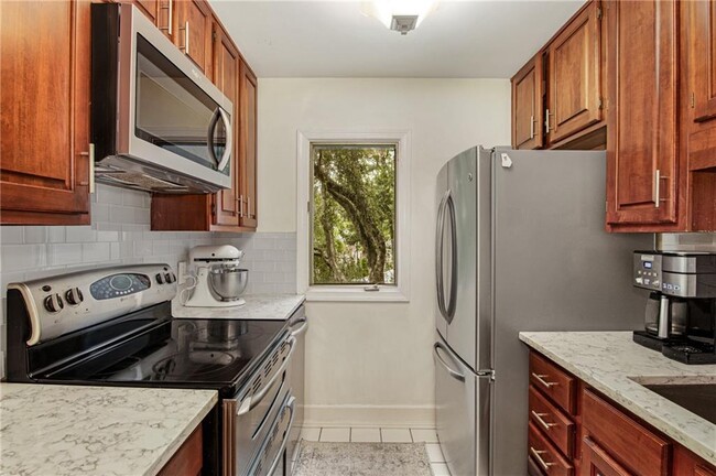 Building Photo - 1467 Monroe Dr NE