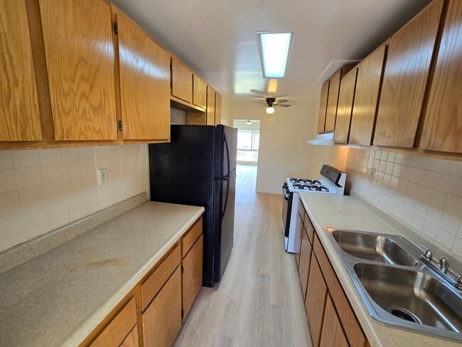 Building Photo - Coconino Ct. 3716-18