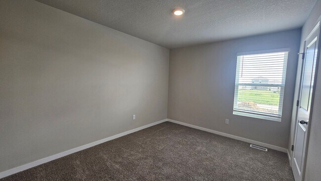 Building Photo - Brand New 3 Bedroom, 2.5 Bathroom Townhous...