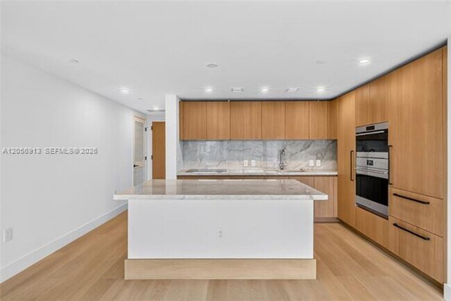 Building Photo - 1176 97th St