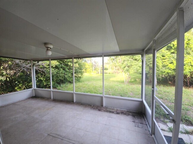 Building Photo - 3113 Turret Dr