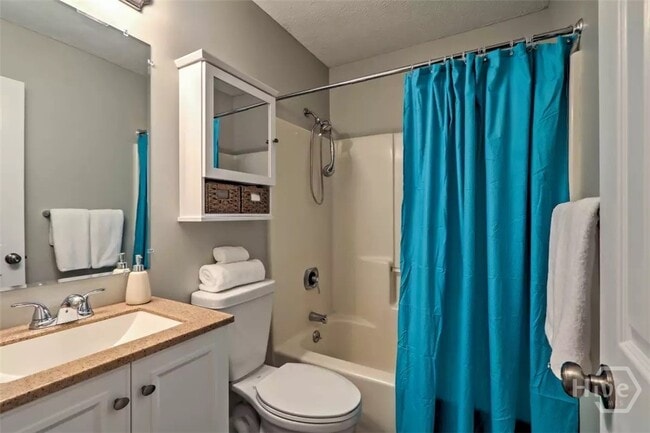 Building Photo - 130 Ropemaker Ln