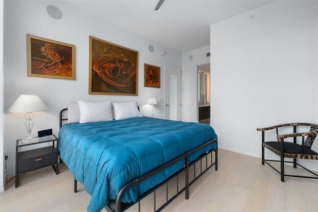 Building Photo - 301 West Ave