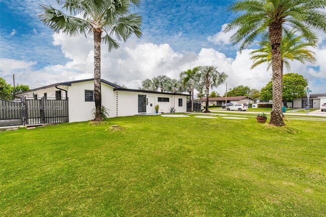 Building Photo - 11220 SW 181st Terrace