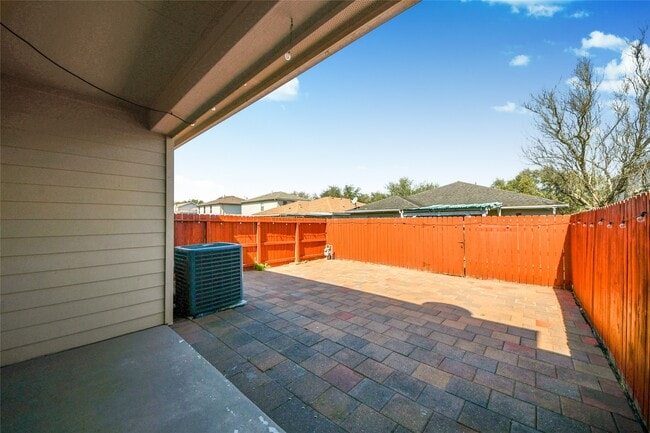 Building Photo - 17024 Wilthorne Gardens Ct