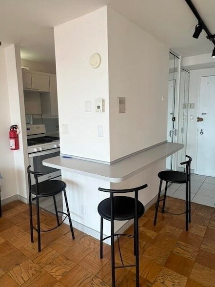 Building Photo - 7002 JFK Blvd E