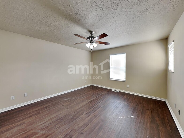 Building Photo - 7801 Ash Point Cir