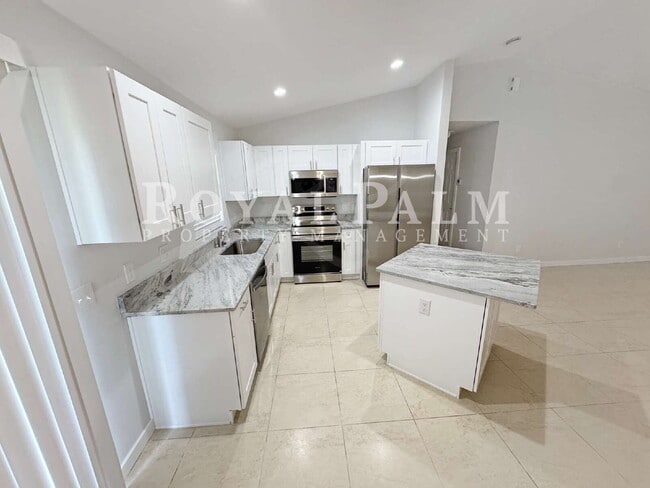 Building Photo - Newly Renovated 3BR/2BTH - 12 Merry Months with No Surprises! - Apply by 12/31 for $500 Off Your ...