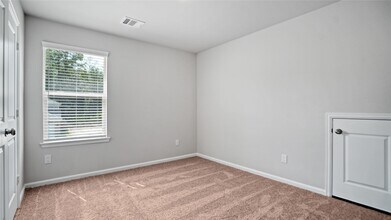 Building Photo - 16505 Opportunity Wy