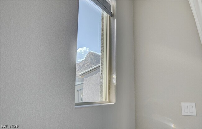 Building Photo - 1796 Passerine St