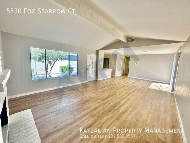Building Photo - 5530 Fox Sparrow Ct