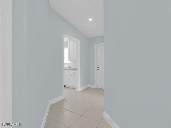 Building Photo - 4231 Redonda Ln