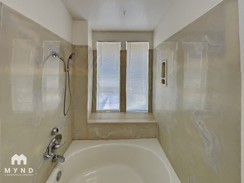 Building Photo - 34320 Gadwall Common