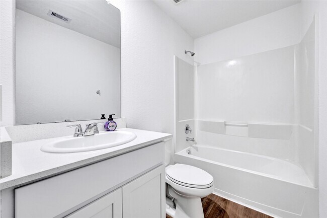 Building Photo - 24027 Wandering Brk Dr