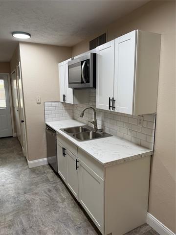 Building Photo - 7213 Chatham Rd