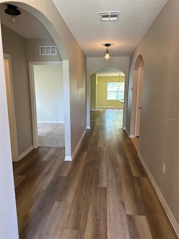 Building Photo - 521 White Coral Ln