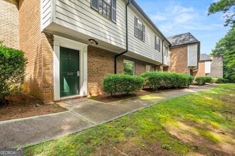 Building Photo - 360 Winding River Dr