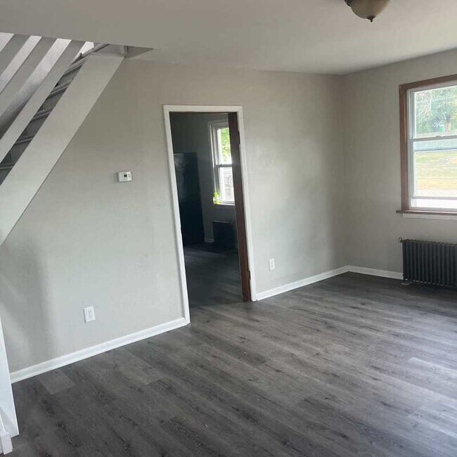 Building Photo - 3233 W 50th St