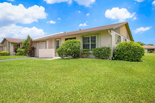 Building Photo - 5241 Breadfruit Cir