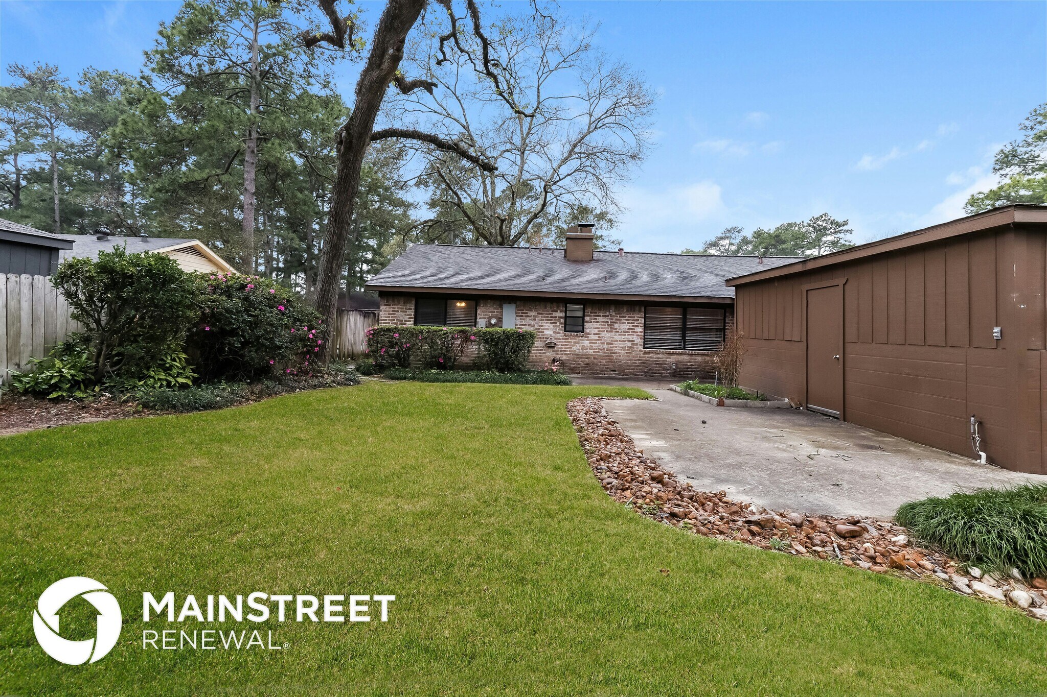 Building Photo - 25414 Foxbriar Ln