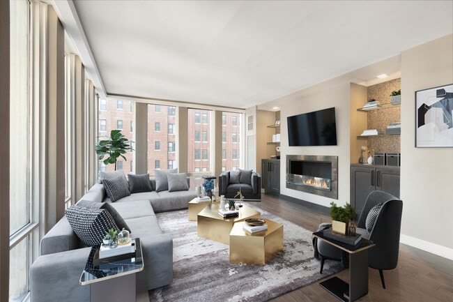 Building Photo - 200 E Delaware Pl