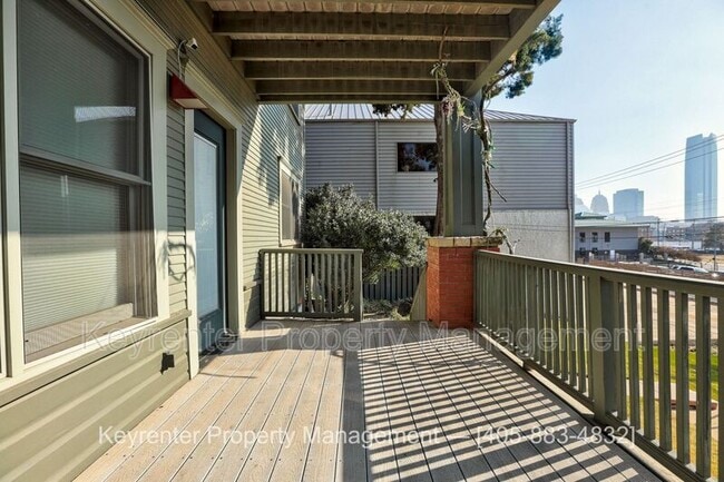 Building Photo - 812 NW 7th St