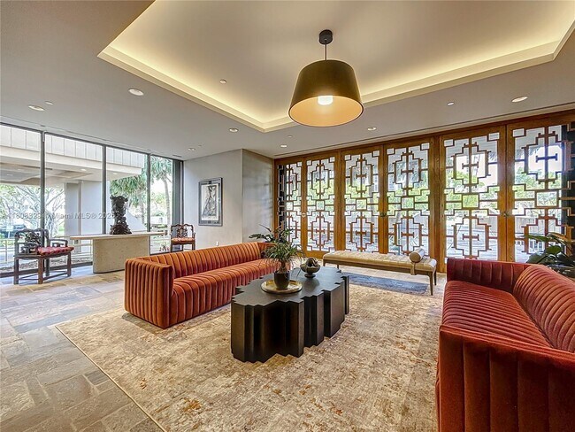 Building Photo - 11113 Biscayne Blvd