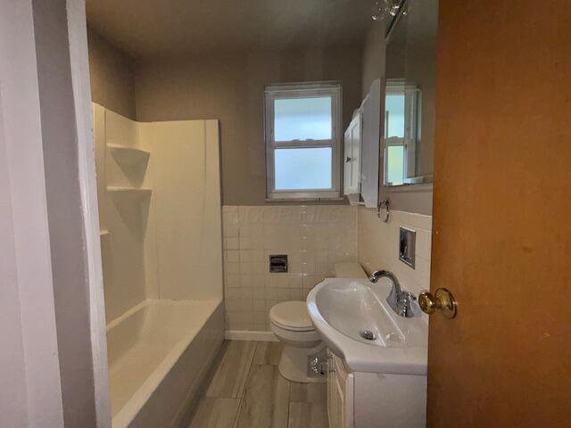 Building Photo - 1215 Dellwood Ave