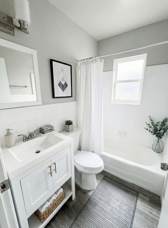 Building Photo - Second-Floor 2-Bedroom Premium Apartment | 850 SF