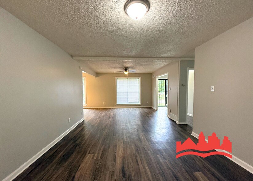 Building Photo - Welcome to 5313 Long Acres Ave!