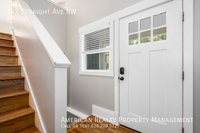 Building Photo - 342 Straight Ave NW