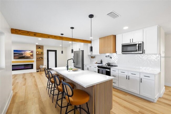 Building Photo - 4412 W Trilby Ave