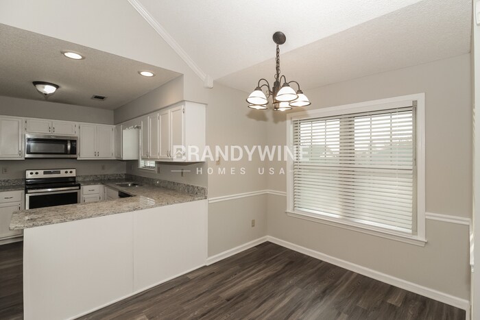 Building Photo - 5293 Shady Ridge Dr