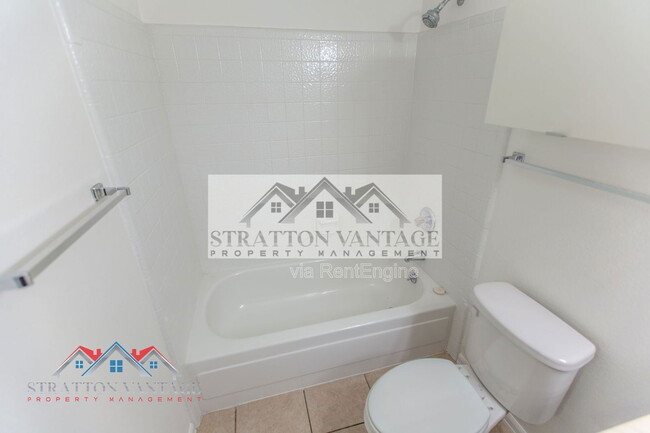 Building Photo - 7911 East Vía de Belleza