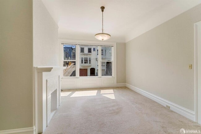 Building Photo - 928 Greenwich St