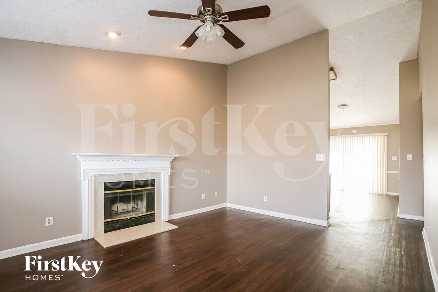 Building Photo - 3839 Libra Ln